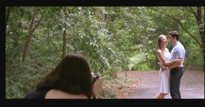 The Wedding School – Engagement Sessions in Bright Sunlight